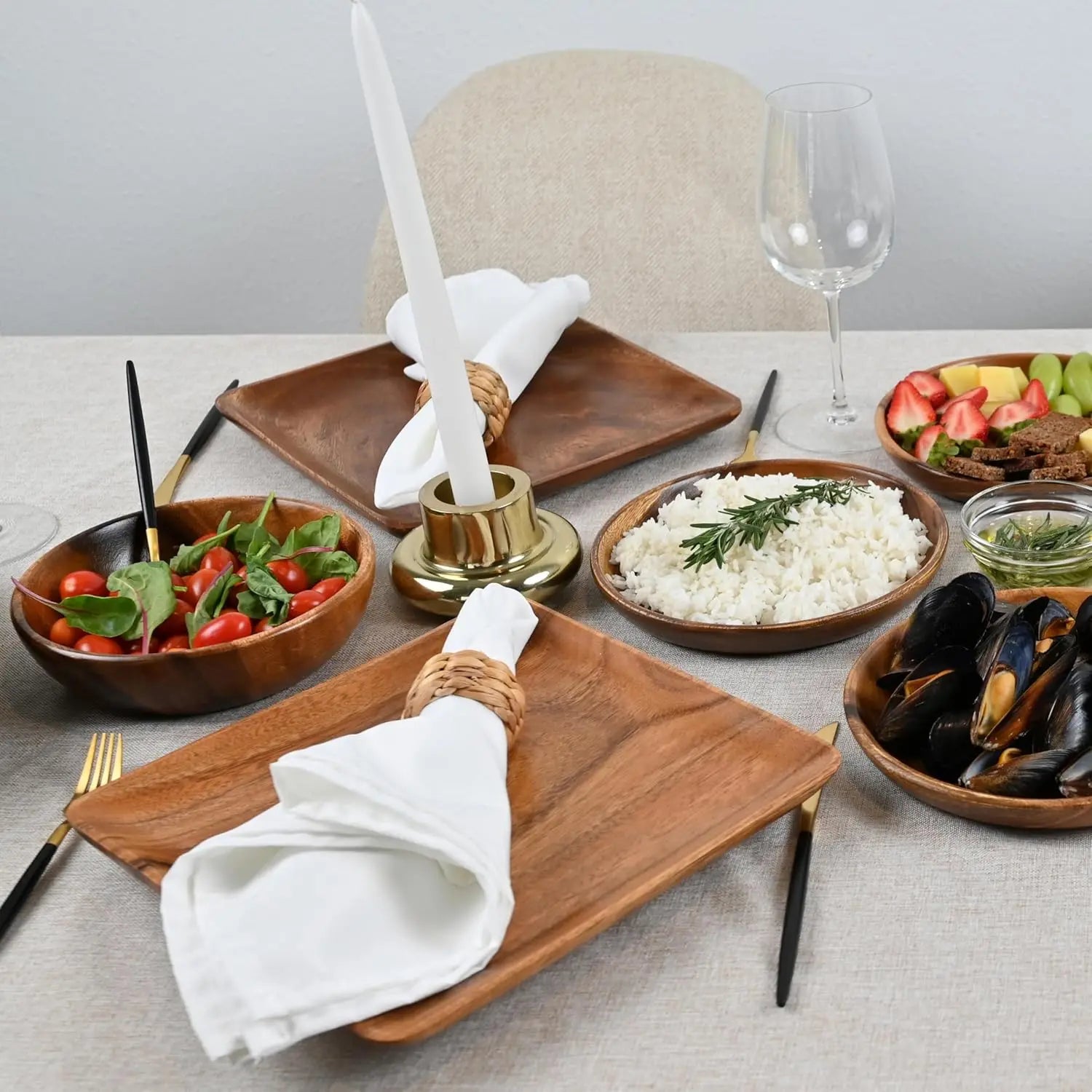 Acacia Wooden Plates – Set of 4, 10-Inch Square Rustic Platters