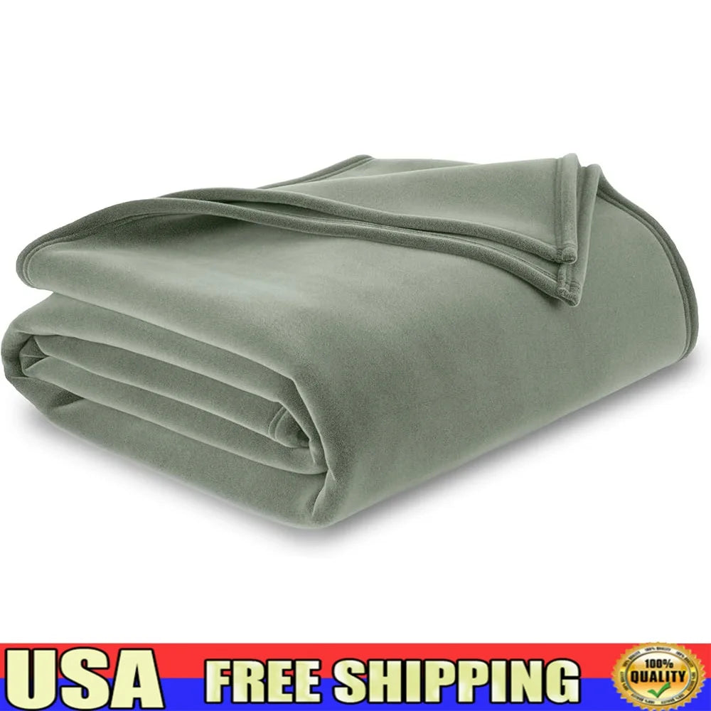 Super Soft Lightweight Insulating Plush Blanket - All Seasons