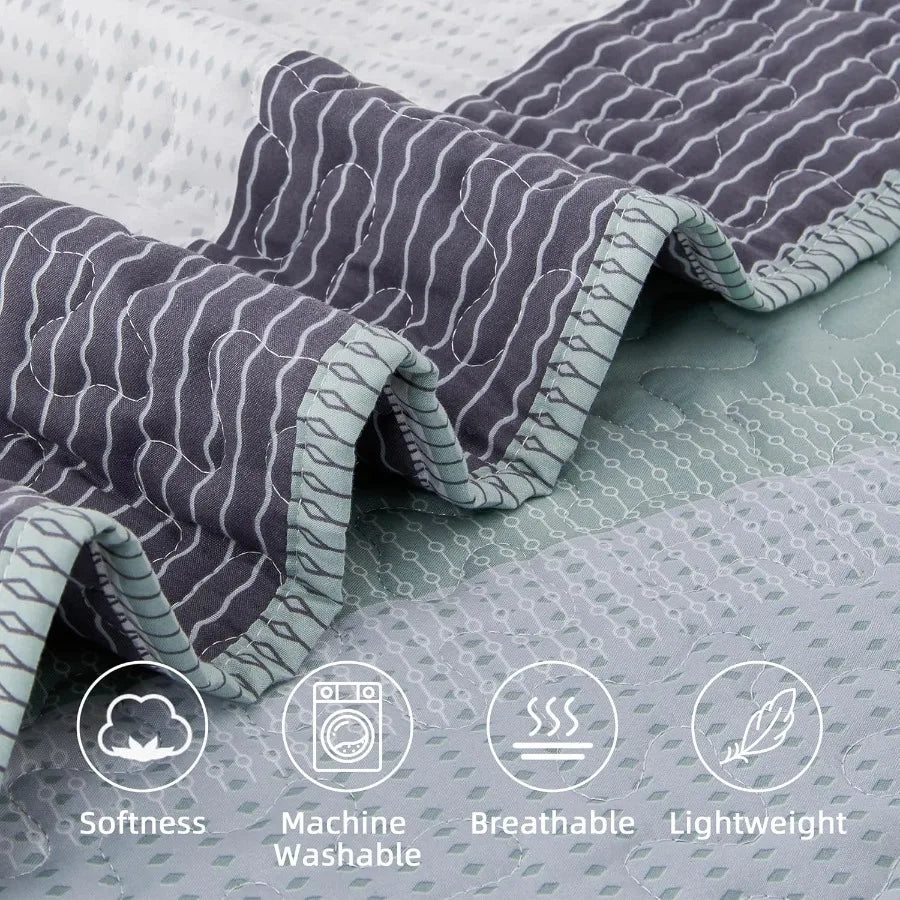 King Size Sage Green Patchwork Quilt Set – Ultra Soft, Lightweight, and Stylish