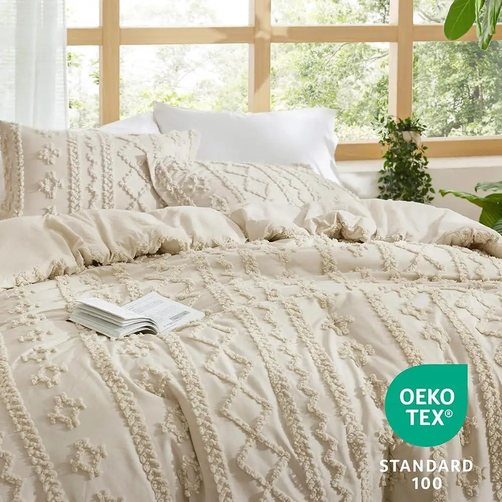 Tufted Boho Comforter Set – Queen (3 Pieces)