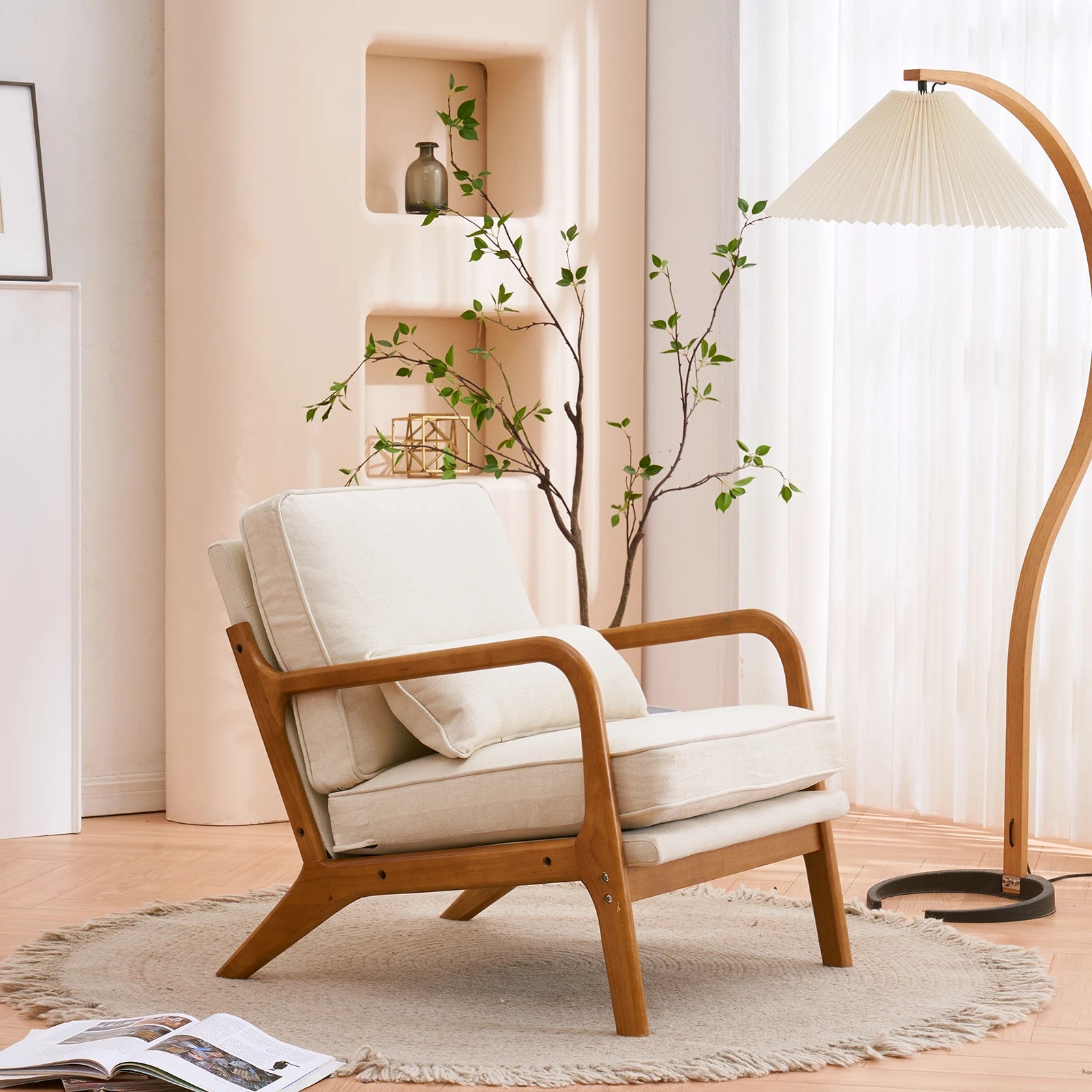 Off-White Upholstered Oak Indoor Lounge Chair