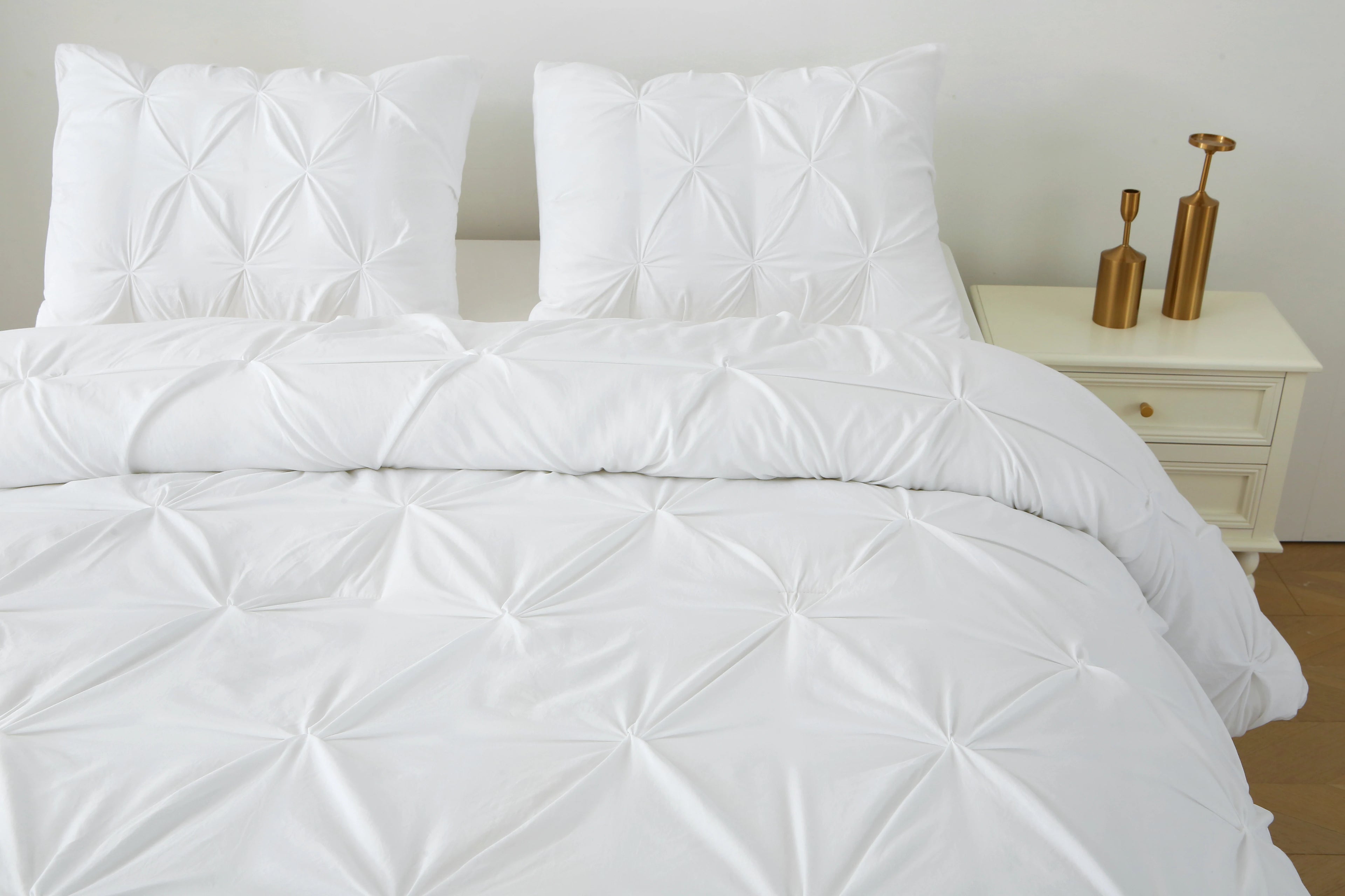 King Comforter Set, 3-Piece Pintuck Bedding Set – White
