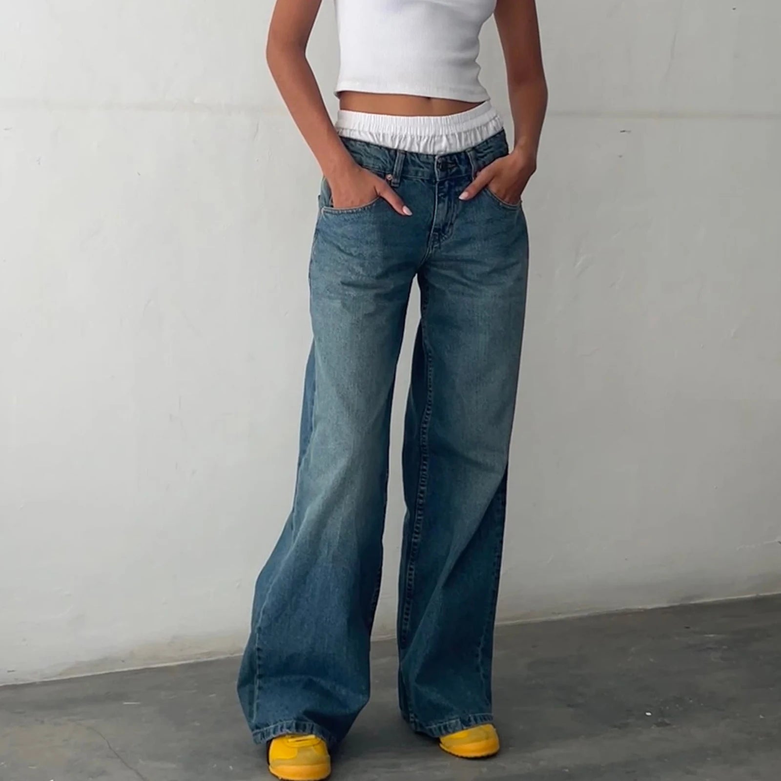 Baggy Denim Jeans for Women – Low Rise, Casual Straight Leg with Pockets