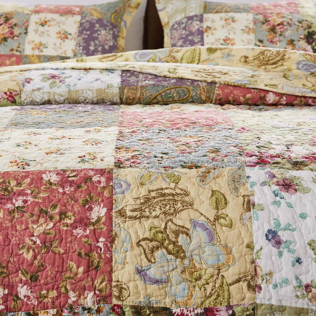 Authentic Patchwork Reversible Quilt Set