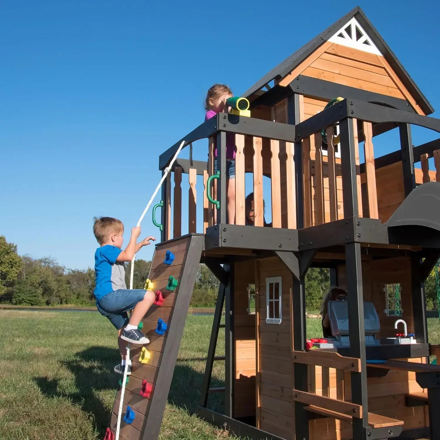 Cedar Wood Swing Set with Clubhouse