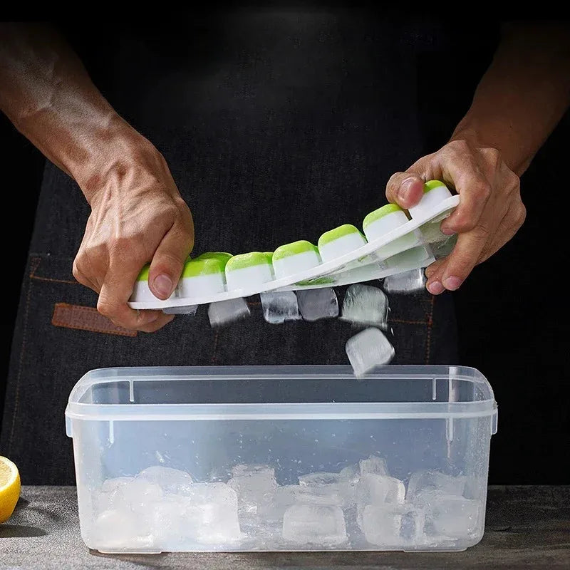 14-Cube Silicone Ice Cube Tray with Lid